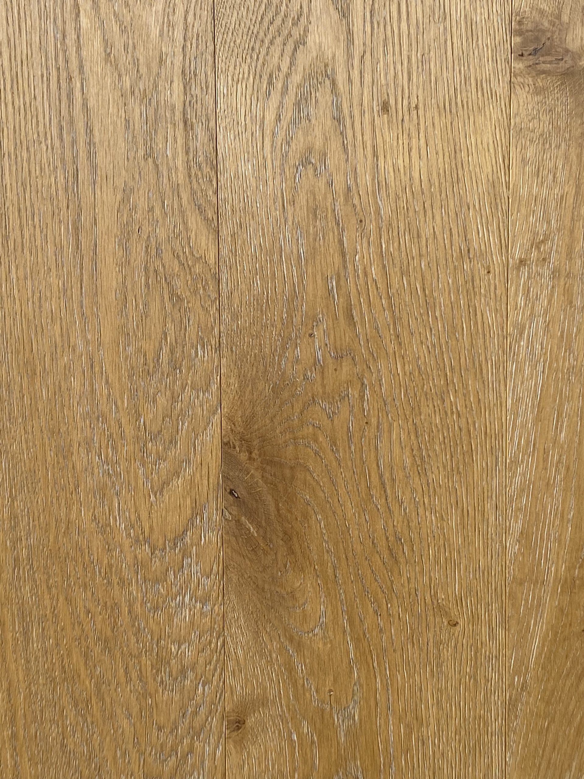 Parquet contrecollé chêne Poivre cendré 1452 40 IMG 7269 scaled